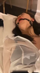 约到一个小M只有用力才能征服她